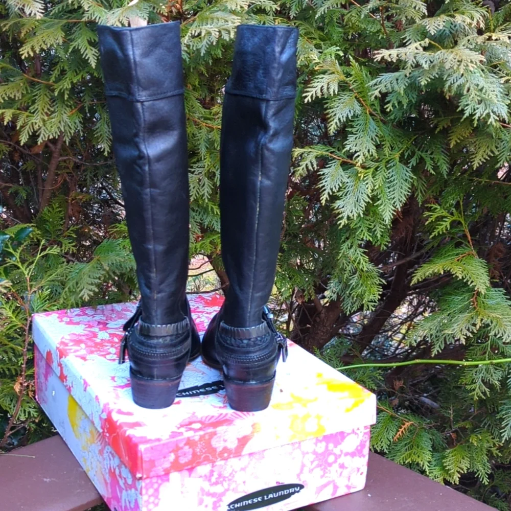 Chinese Laundry Western-Inspired Solar Boots